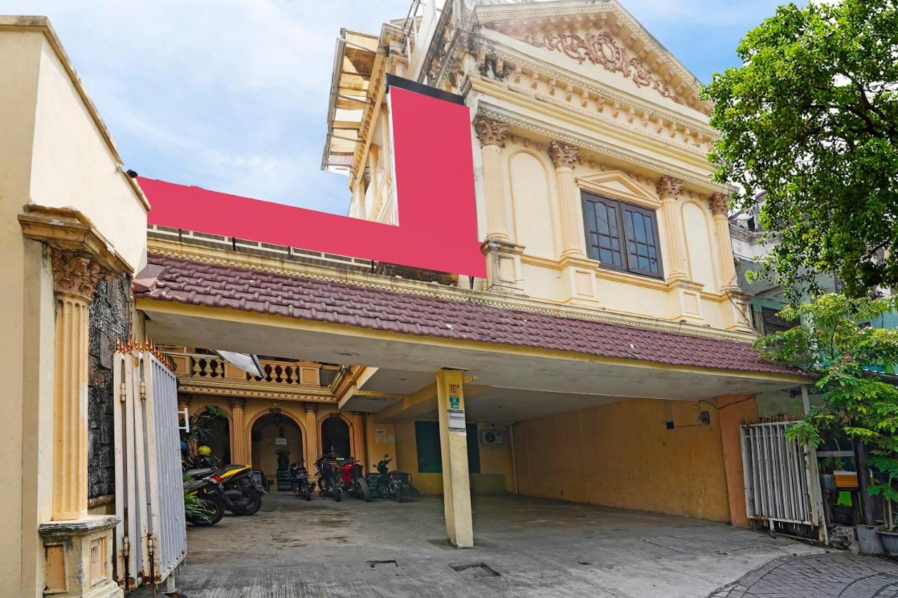 Hotel Oyo 91390 Kost Grand Royal Elite Surabaya Esterno foto