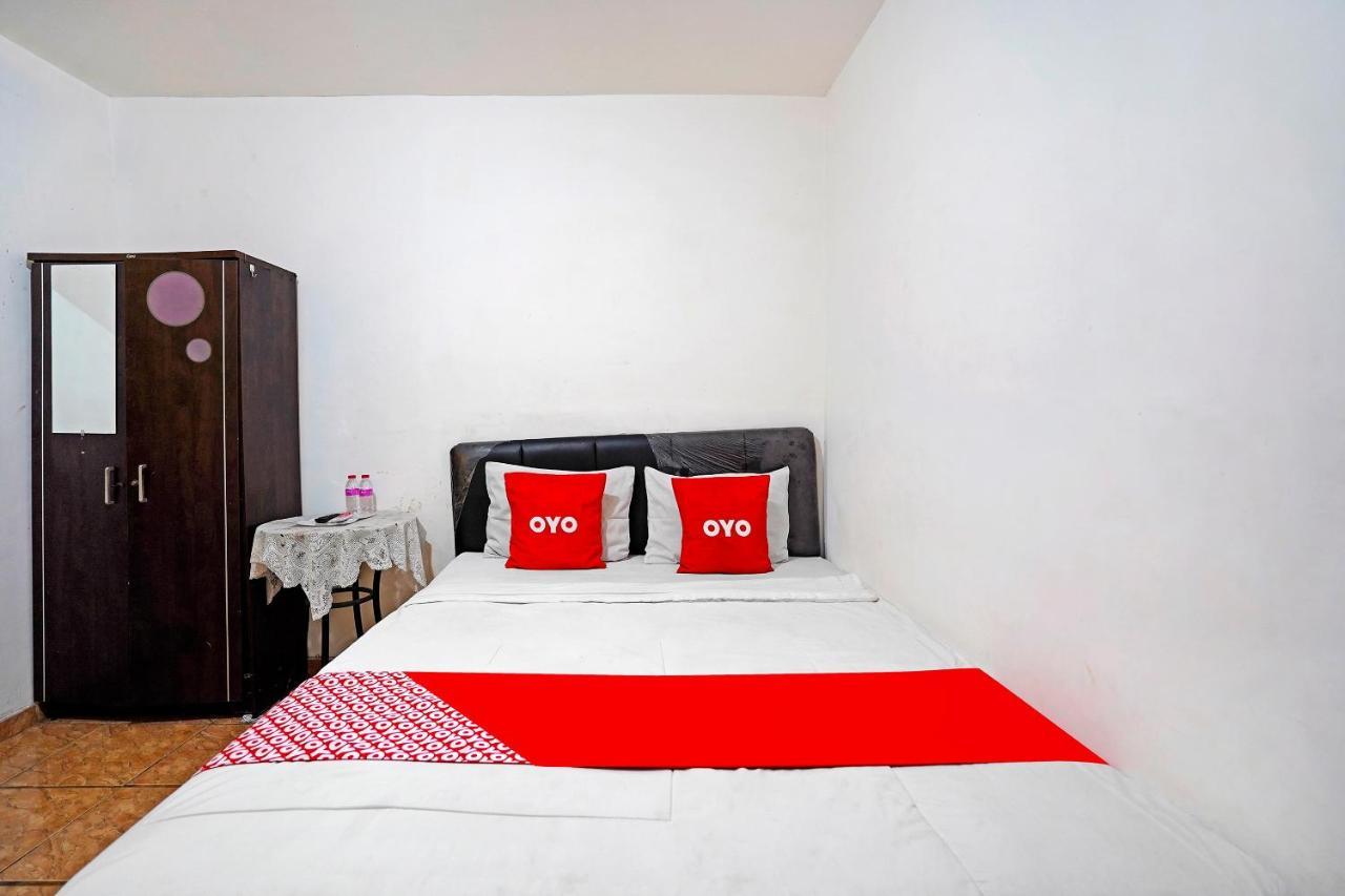Hotel Oyo 91390 Kost Grand Royal Elite Surabaya Esterno foto